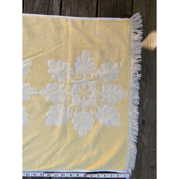 Canon Royal Family Vintage 1970s yellow bath towels - Picture 15 of 16